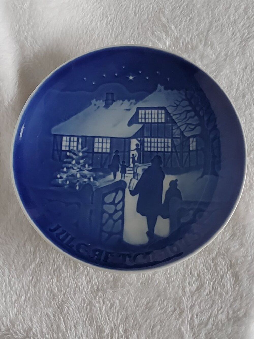 B & G 1973 Country Christmas L.E. plate #9073 Copenhagen Porcelain EUC!